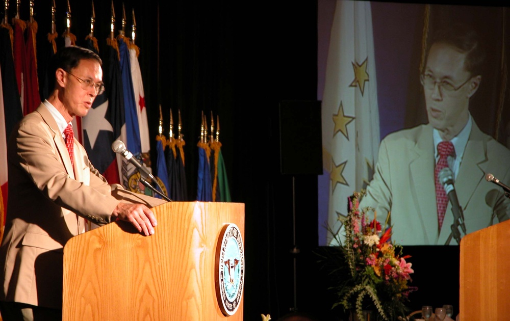 Undersecretary Chu Celebrates Asian-Pacific Heritage at DoD Event