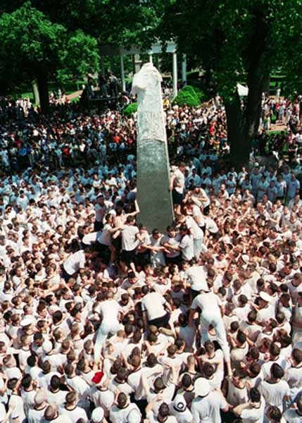 Naval Academy Plebes Climb Herndon Monument in Tradition