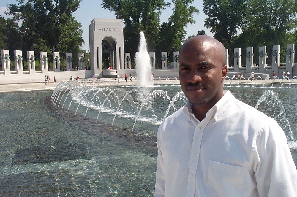World War II Memorial Dedicated, But Many Veterans Unable to Attend