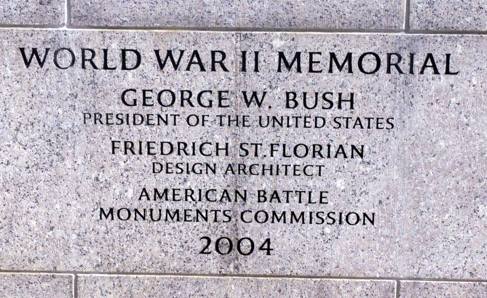 National World War II Memorial Cornerstone Unveiled