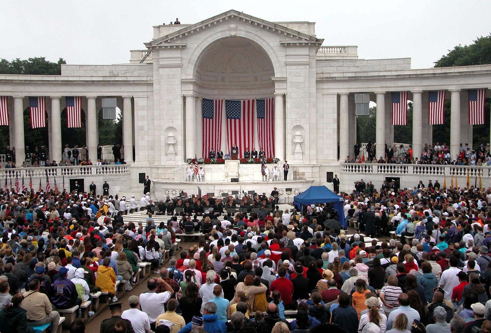 President Bush Delivers Memorial Day Address at Arlington National Cemetery
