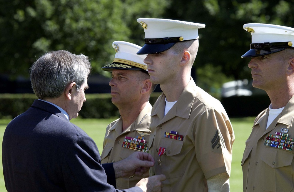 Deputy Defense Secretary Honors Marine Cpl. James Wright with Bronze Star Medal