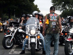 Top Military Leader Joins Thousands in Rolling Thunder Tribute