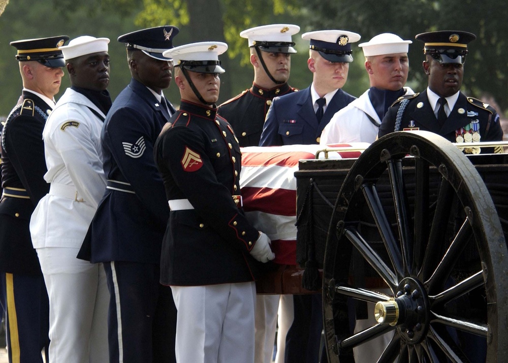 Reagan's Casket Carried in Solemn Ceremony