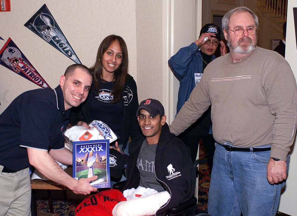 NFL Brings Super Bowl Cheer to Wounded Soldiers at Walter Reed
