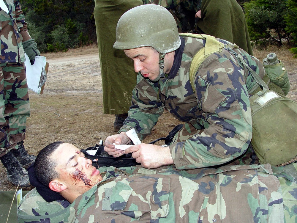 Future Military Medic Trains for Combat Casualty Care
