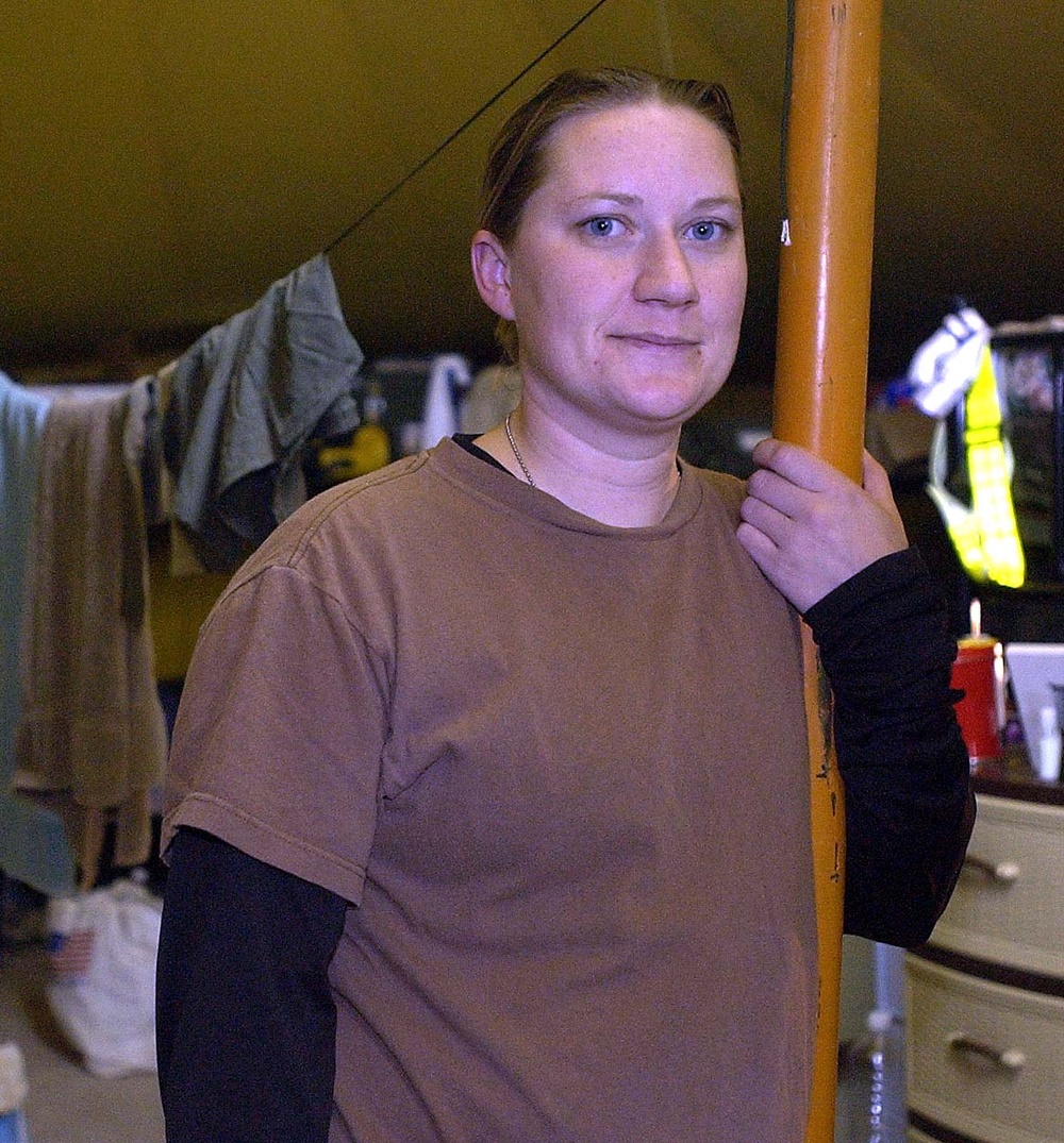 Army Sgt. Extends Tour to Serve with Unit in Iraq