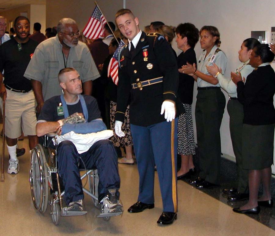 Wounded Troops Greeted at Pentagon Tour