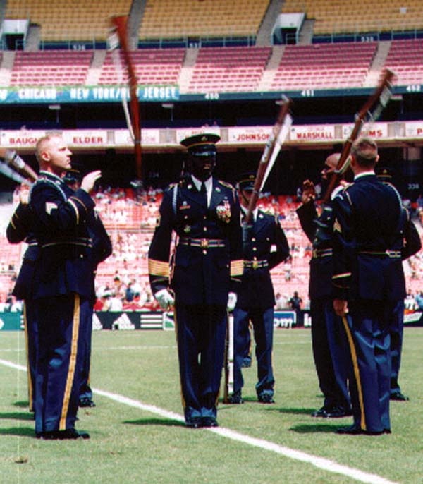 Army Drill Team Impresses Crowd at 2004 Sierra Mist MLS All-Star Game