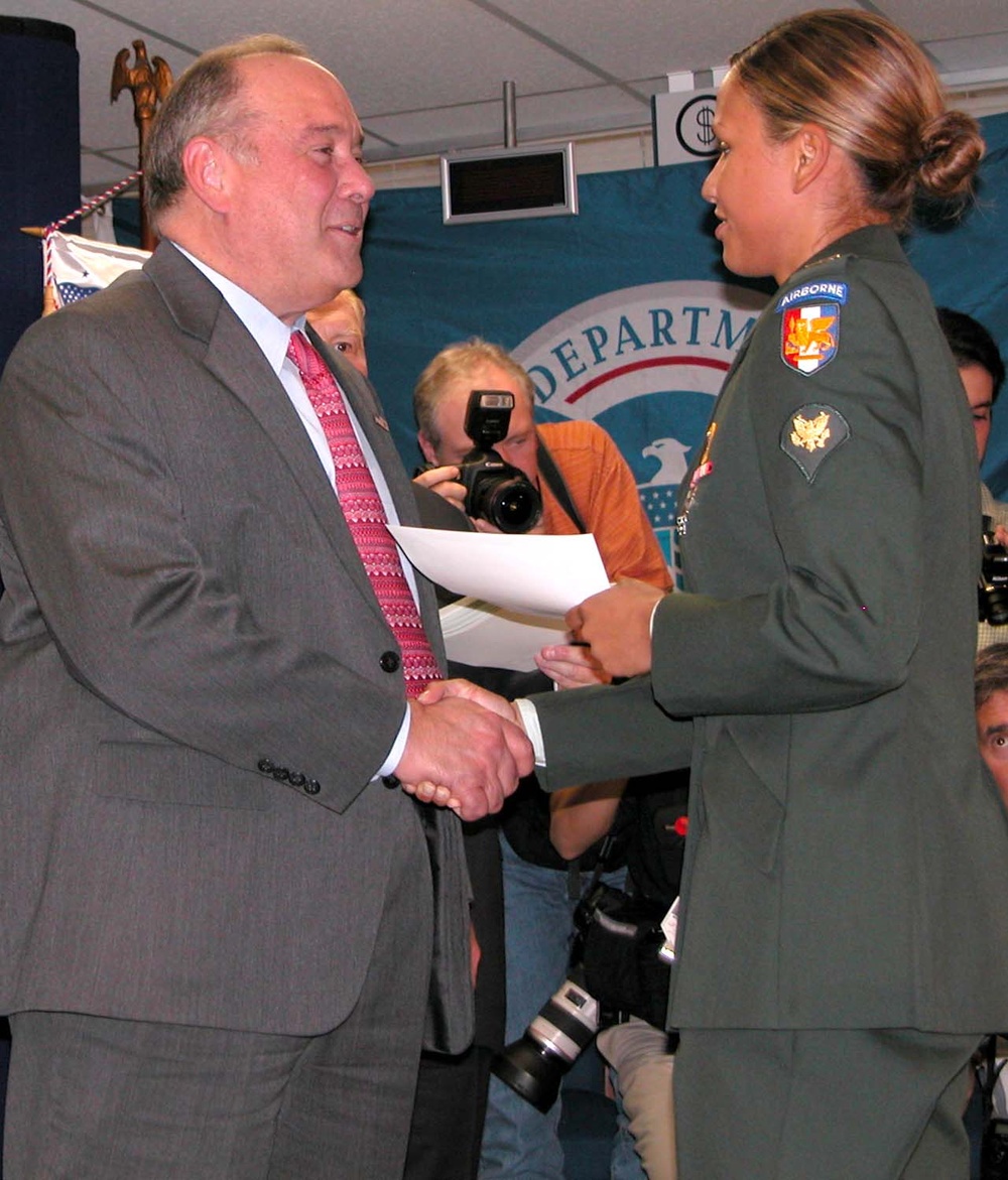U.S. Citizenship and Immigration Services Director Congratulates New Citizen