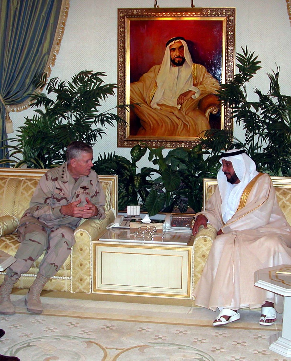Top U.S. Military Leader Meets with UAE Crown Prince
