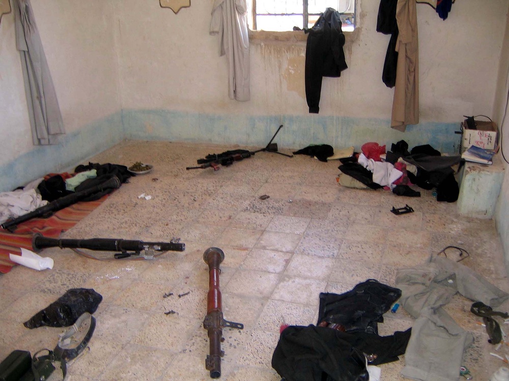 Weapons Caches Found in Wadi Al Salam Cemetery Near Imam Ali Shrine