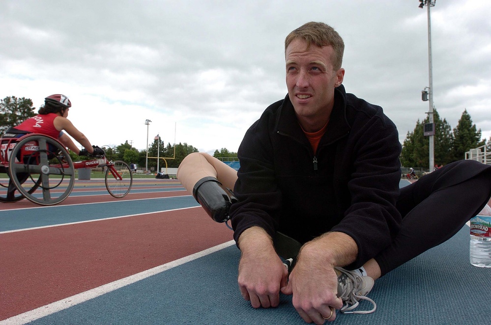 Navy Petty Officer Competes in Paralympic Events