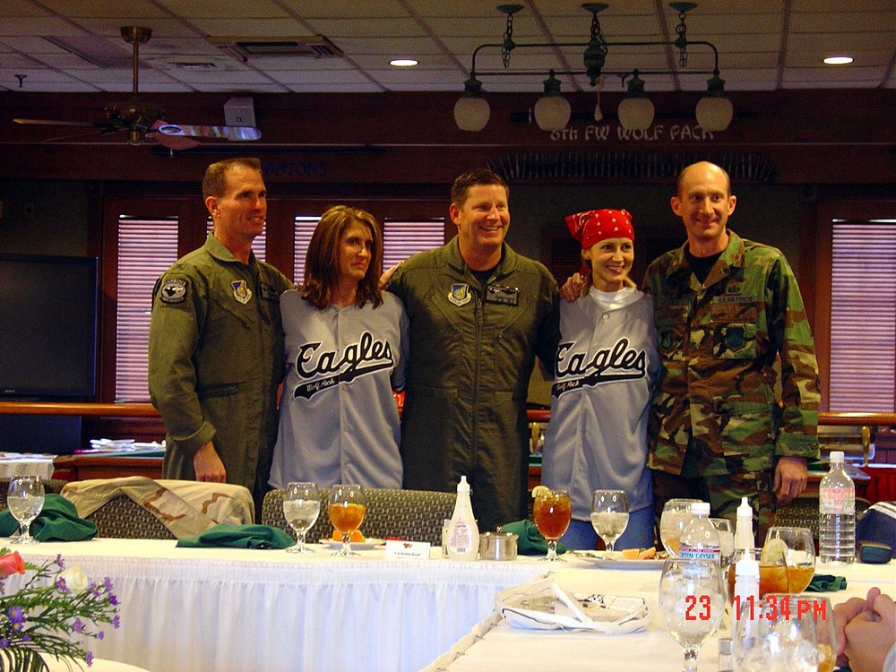Stars for Stripes Brings Country Music to Kunsan Air Force Base