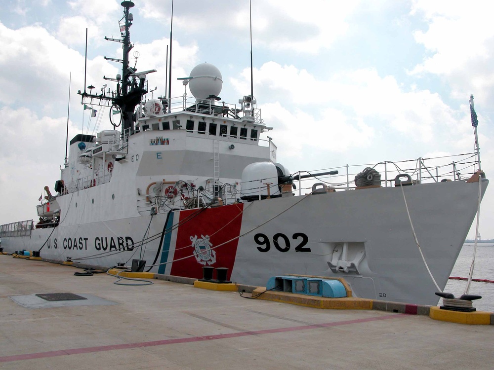 Coast Guard Cutter Tampa Deploys to Caribbean for Drug and Migrant Interdiction