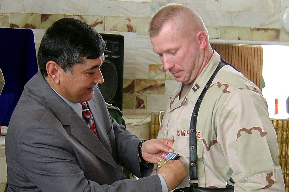Air Force Capt. Receives Joint Service Achievement Medal from Afghan Deputy Minister