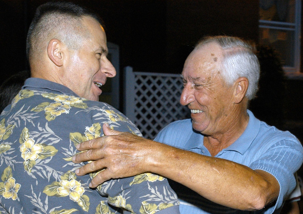 Vietnam Vet Reunites with Former Squad Leader at Marine Corps Reunion