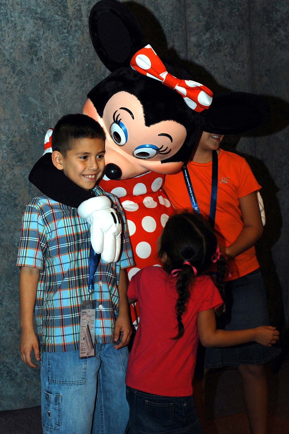 Young Army Family Meets Minnie Mouse at Tribute Event