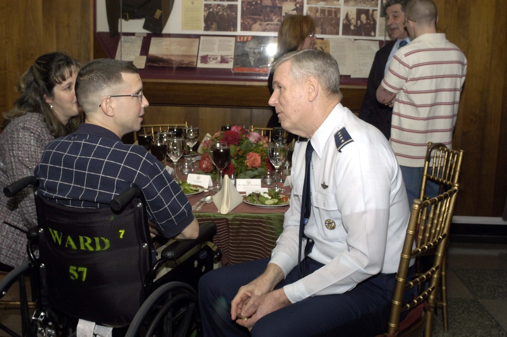 Gen. Myers Visits Wounded Soldier and Wife at Pentagon Holiday Dinner