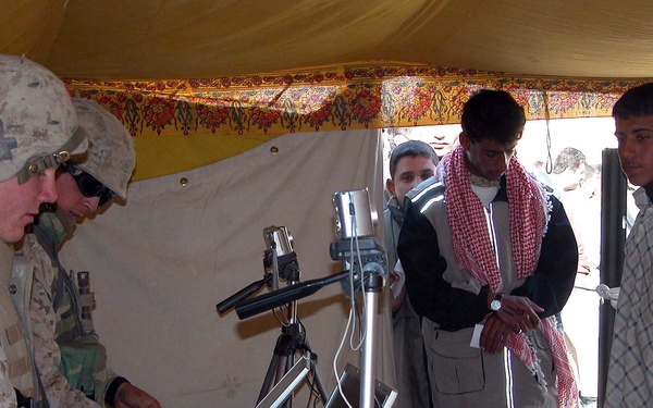 Marines Establish ID Database for Fallujans