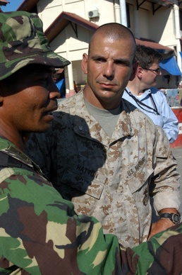 Indonesian and U.S. Military Discuss Discrepancy in Refugee Aid Delivery