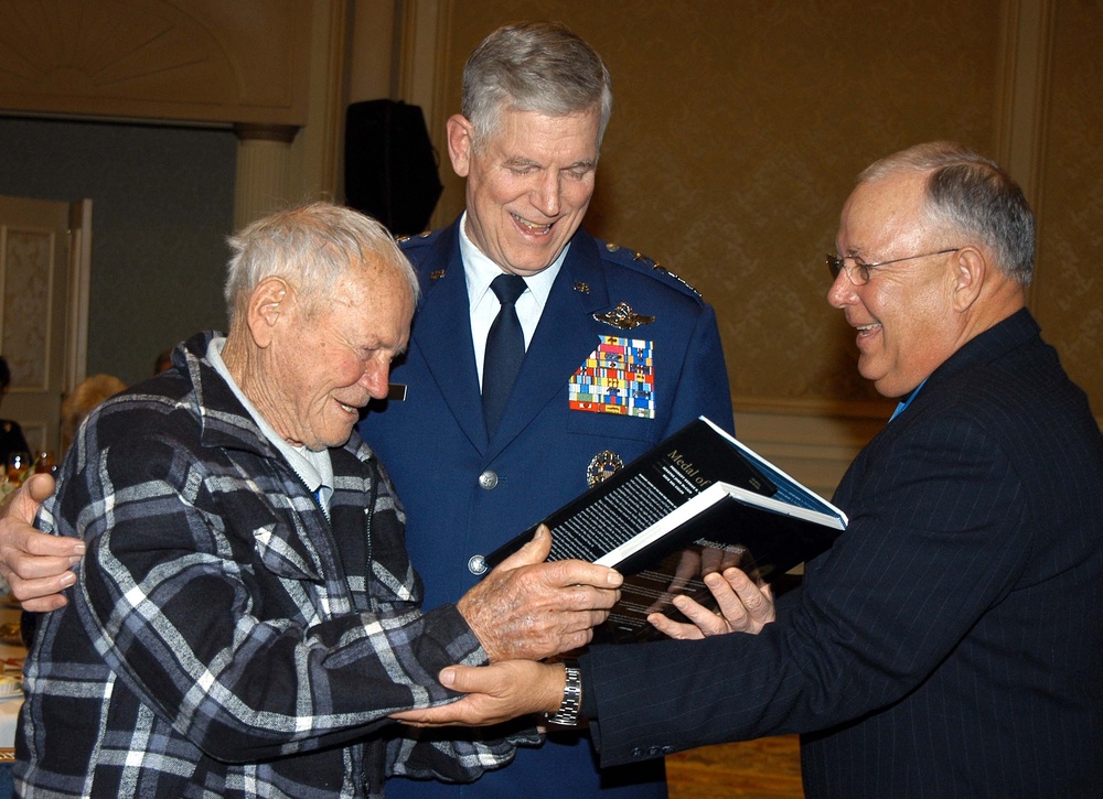 Top Military Leaders Honor Medal of Honor Recipients