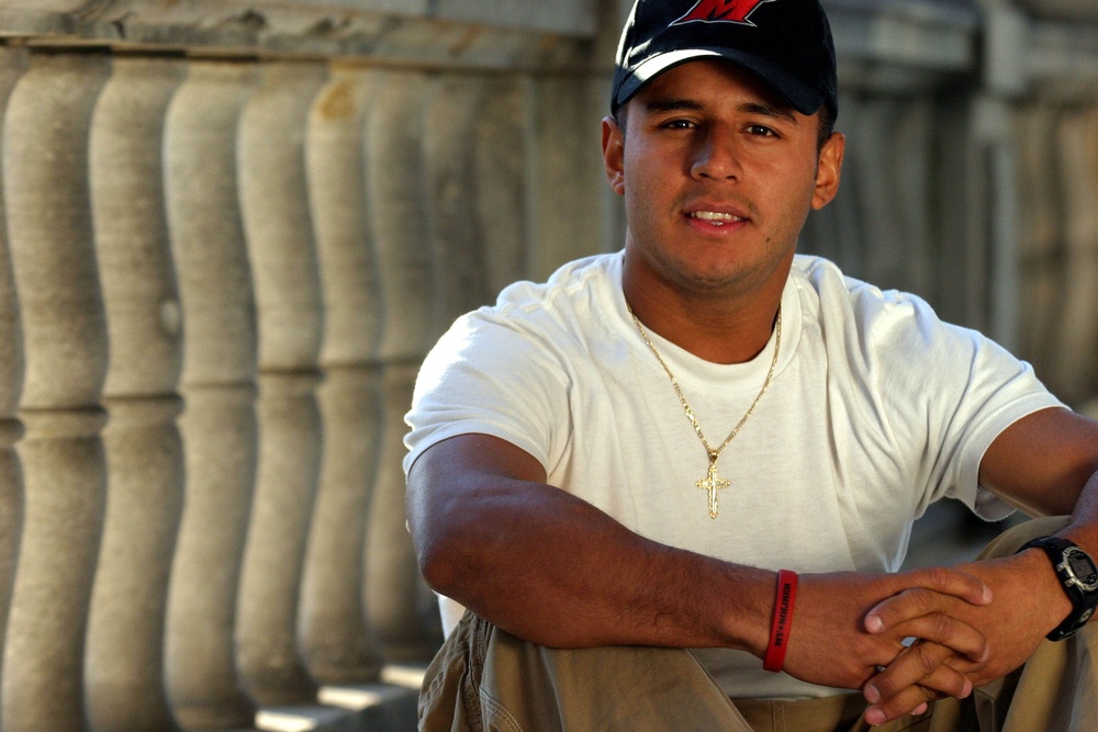 Army Staff Sgt. Launches Pen-Pal Program to Connect Soldiers with Community