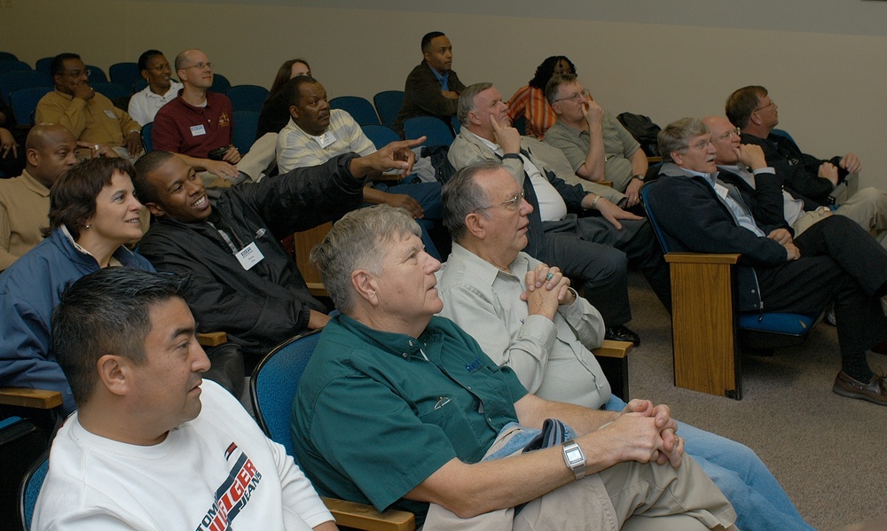 Employers Experience Military Life at Bosslift Program