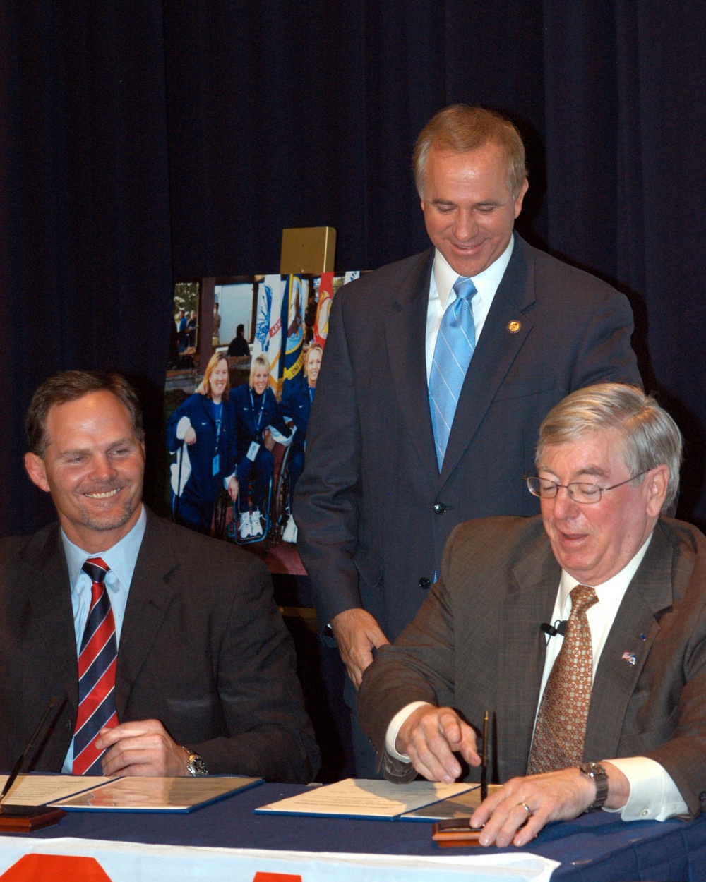 U.S. Olympic Committee and Veterans Affairs Sign Agreement to Support Disabled Veteran Athletes