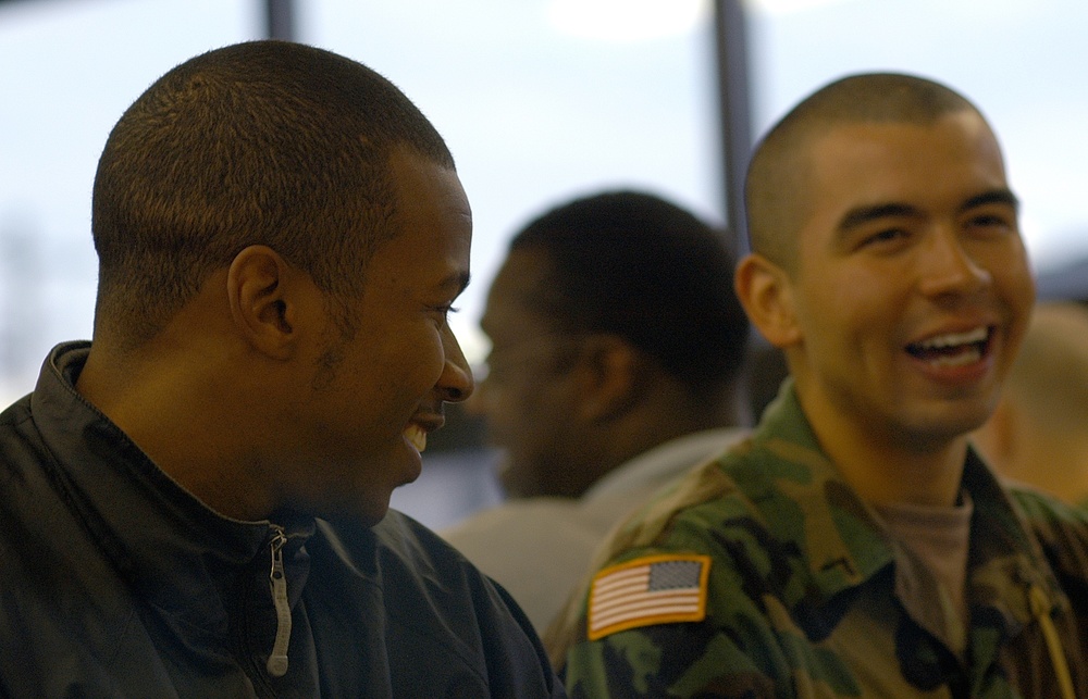 Darius White, Maryland Rep. Wynn's Case Manager, Visits Fort Knox Trainees