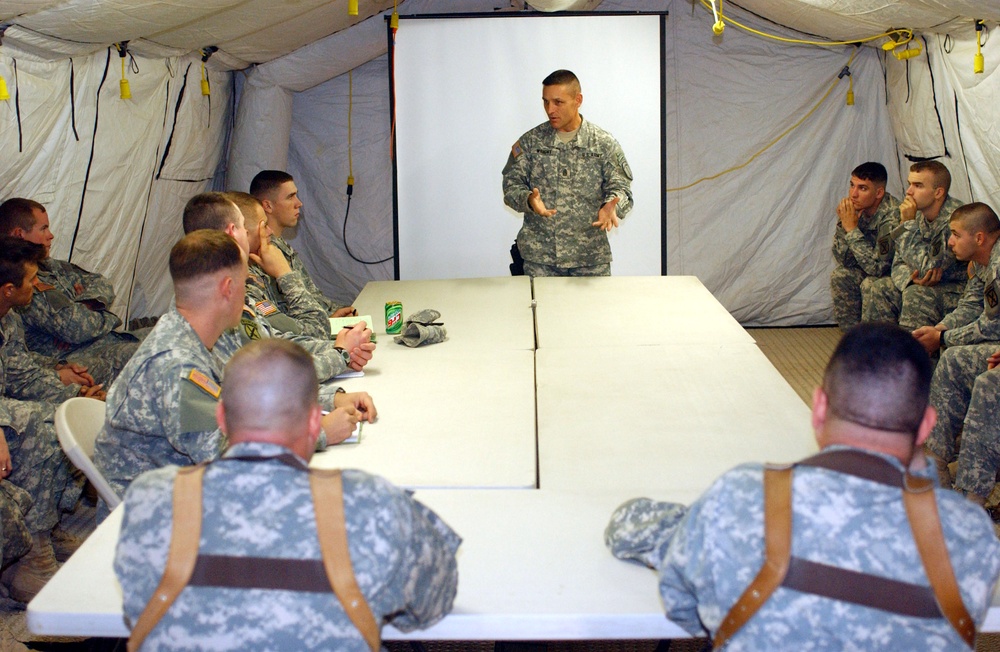 Infantry Branch Command Sgt. Maj. Discusses Future of Army Infantry with 10th Mountain Division Soldiers