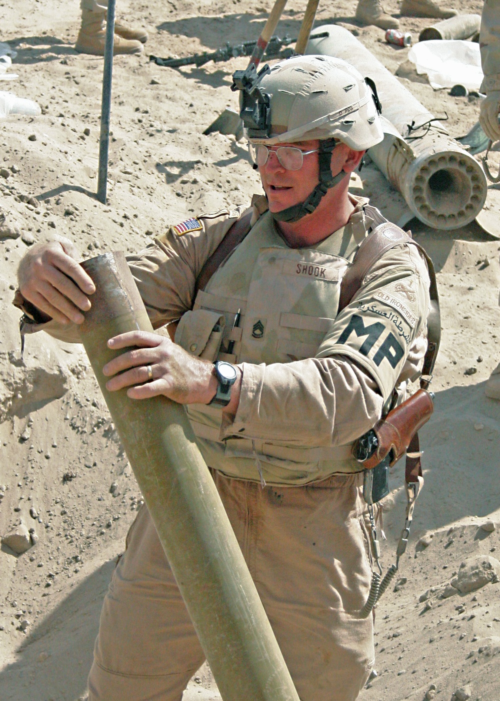 Soldiers Uncover Weapons Cache Near Baghdad
