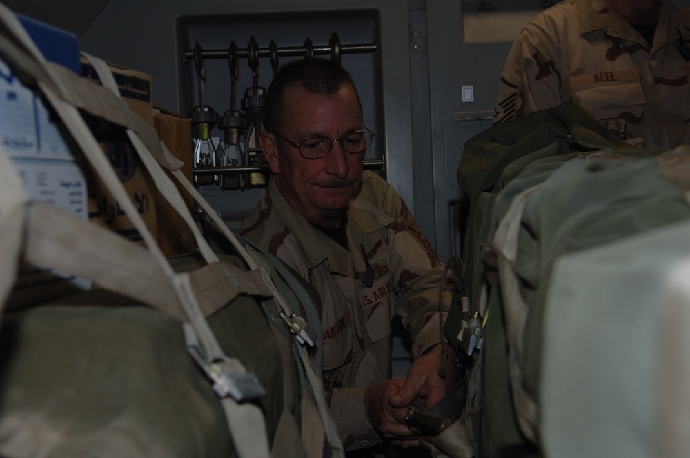 Air Force Rushes Earthquake Relief Supplies to Pakistan
