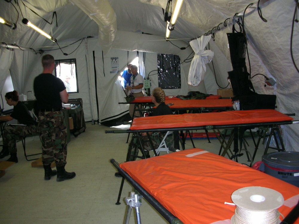 Emergency Response Teams Arrive at EMEDS Facility