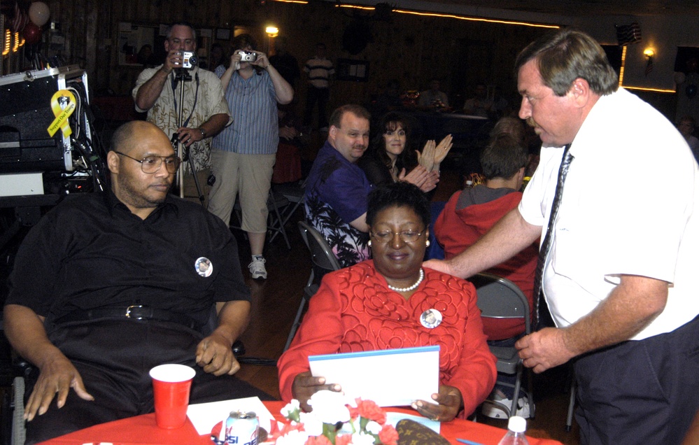 Moose Lodge Honors Fallen Soldier's Family