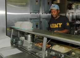 Army Corps Chef Feeds 300 for Katrina Relief Efforts