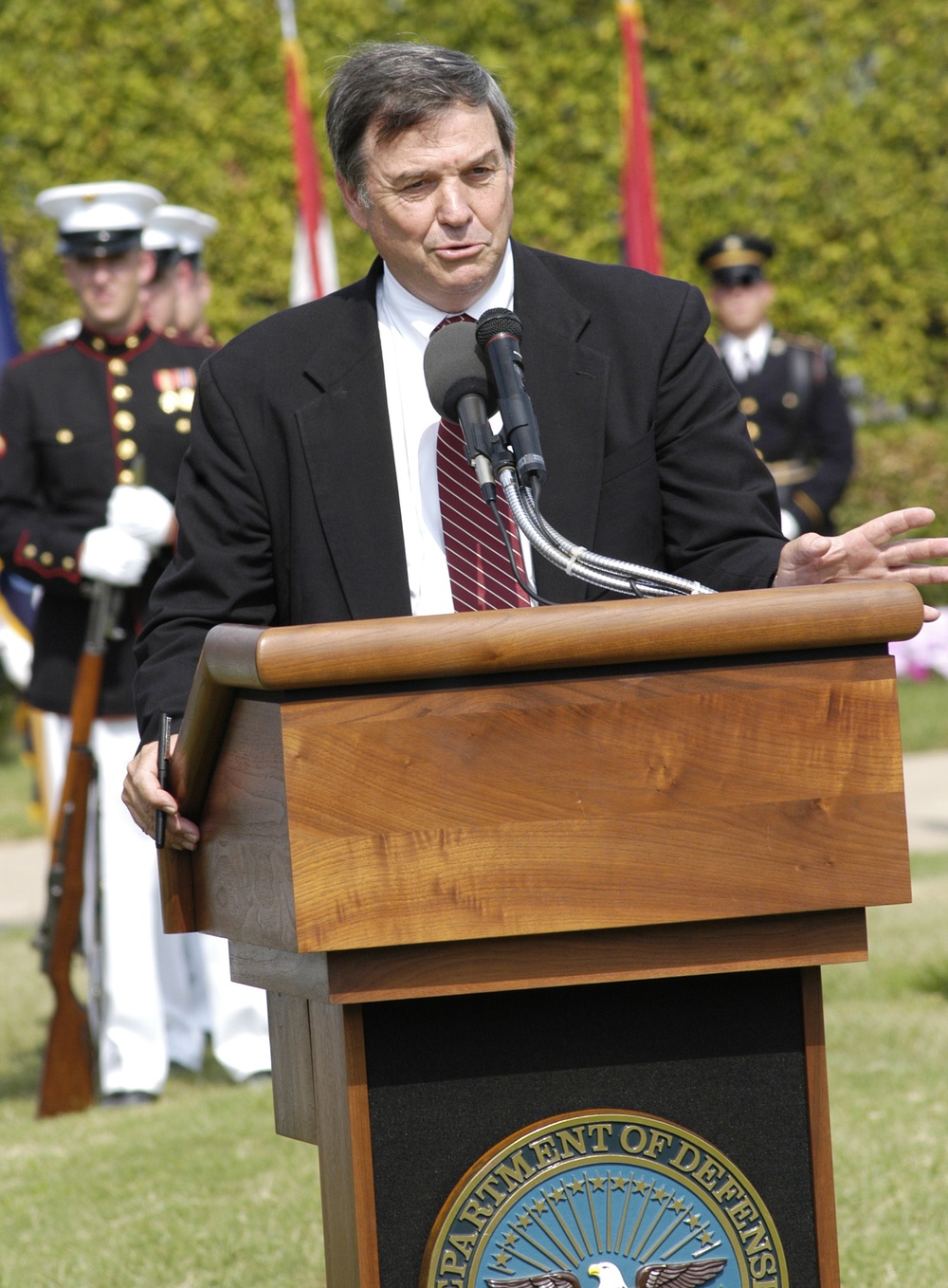 Rep. Hunter Honors POWs, MIAs at Pentagon Ceremony