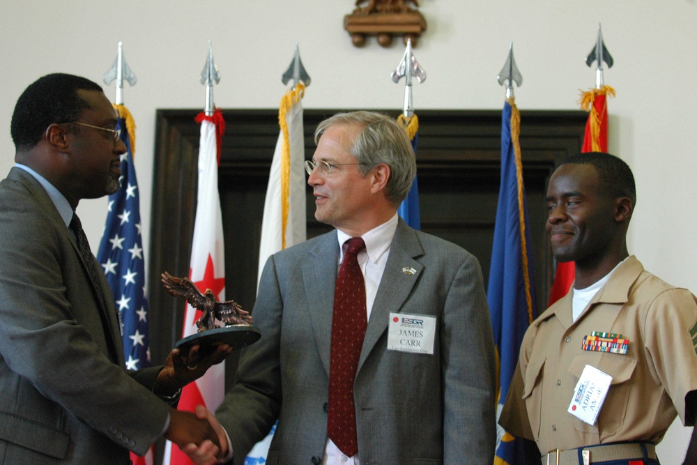 D.C. Committee Honors Employer Support of Guard and Reserve
