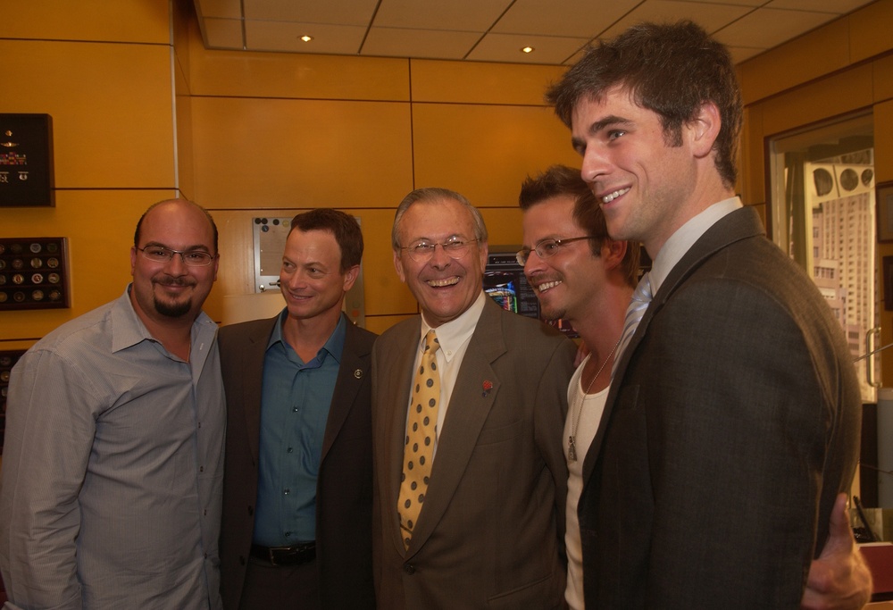 Rumsfeld Visits &quot;CSI: NY&quot; Cast