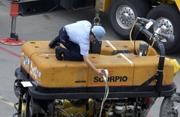 Navy Deploys Robotic Rescue Vehicles to Aid Russian Submarine Crew