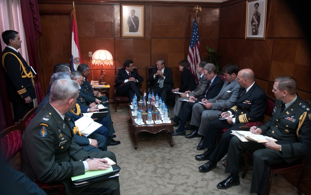 Rumsfeld Meets with Paraguayan Defense Minister to Discuss Military Cooperation