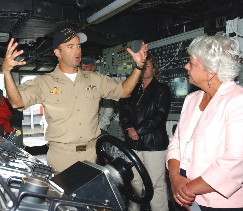 Navy Commander Hosts Alaskan Officials Aboard USS Russell