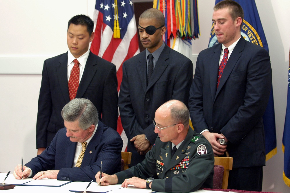 VA, Army Partner to Provide Job Training for Wounded Servicemembers