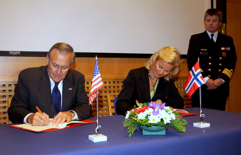 U.S. and Norway Sign Agreement to Pre-Position Marine Corps Equipment