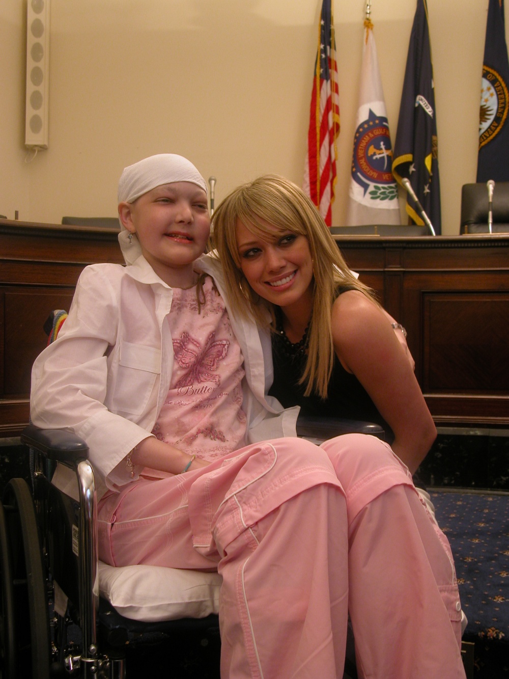 Alyssa Weishoff Praises Hilary Duff as a 'Good Role Model'