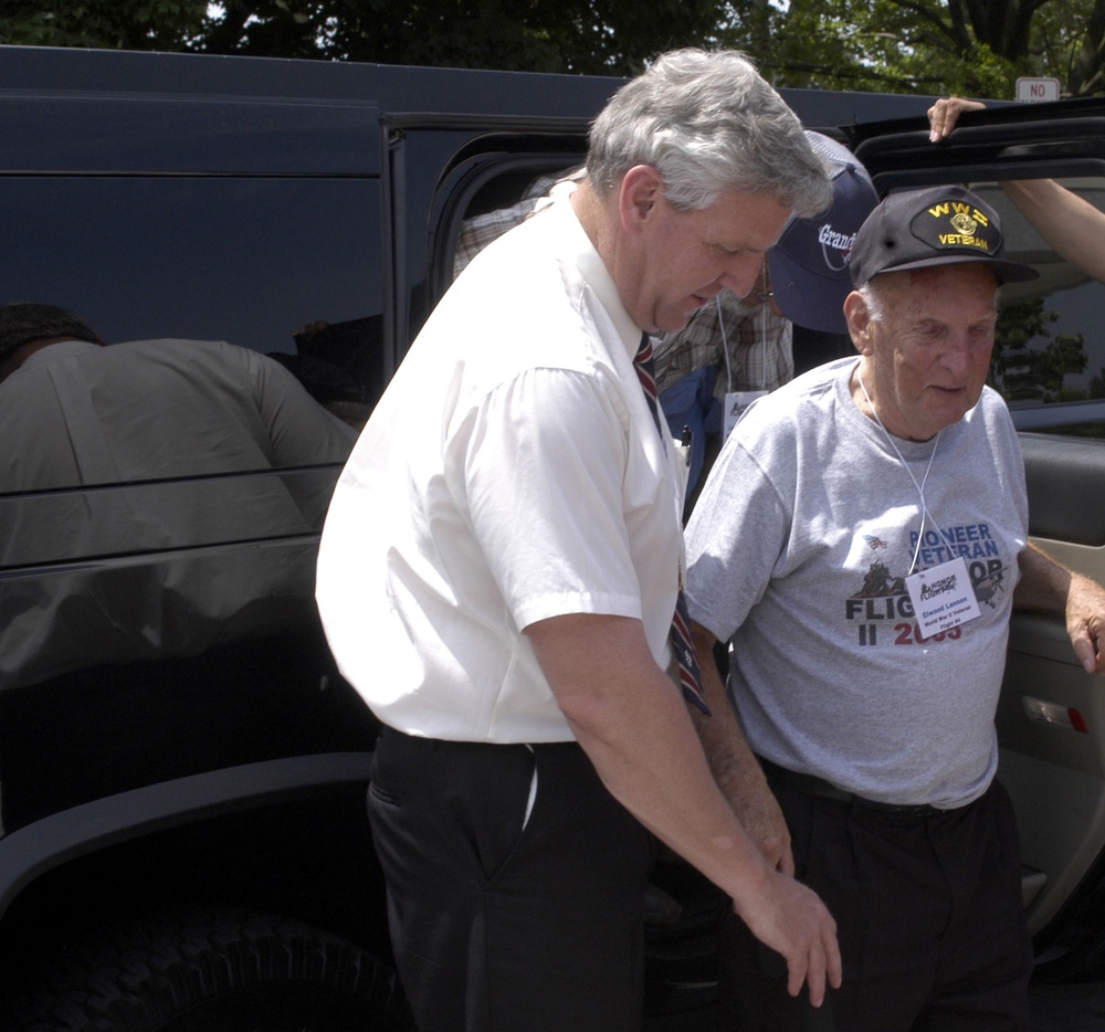 WWII Veteran Honored at National Memorial