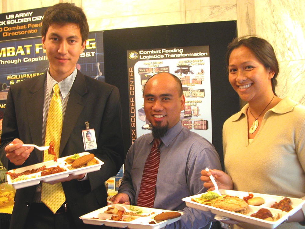 Senate Staffers Test New MRE Items at Soldier Modernization Day