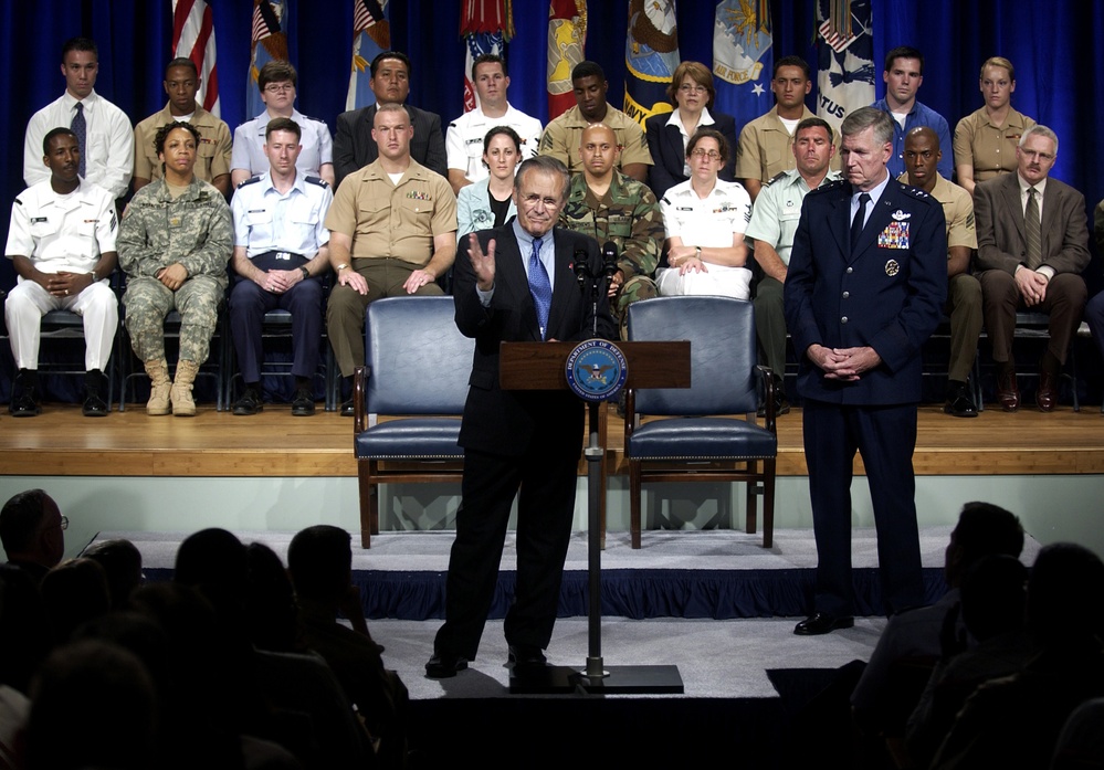 Rumsfeld, Myers Hold Town Hall Meeting at Pentagon