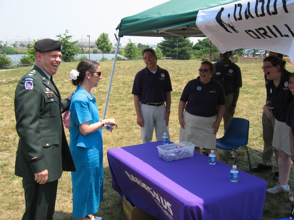 Army Colonel Shares Laughs at 'Operation Fatherhood' Event