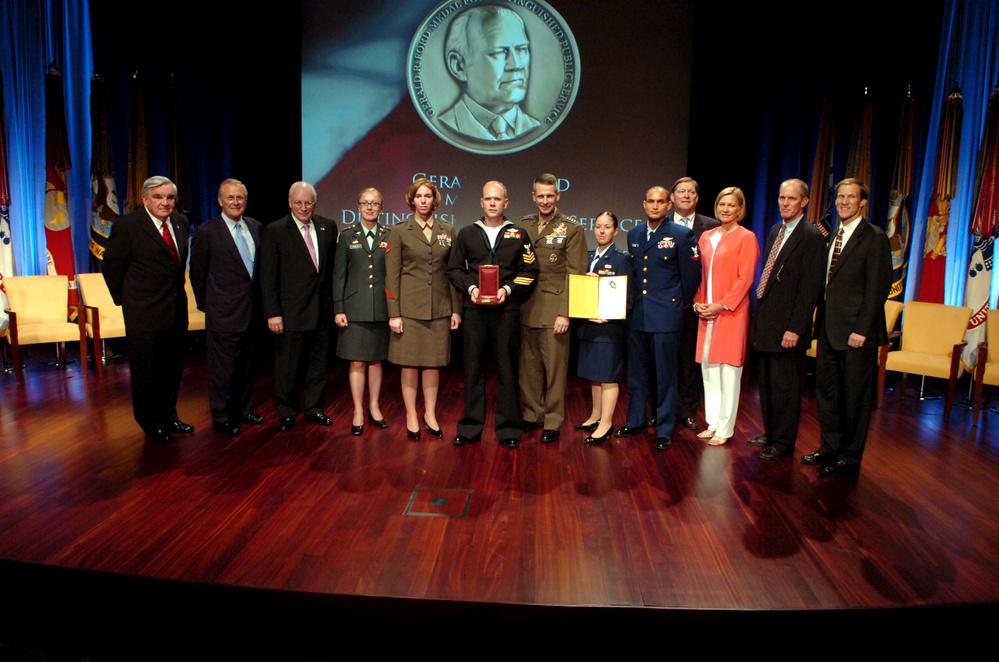 Servicemembers Honored at National Archives Ceremony